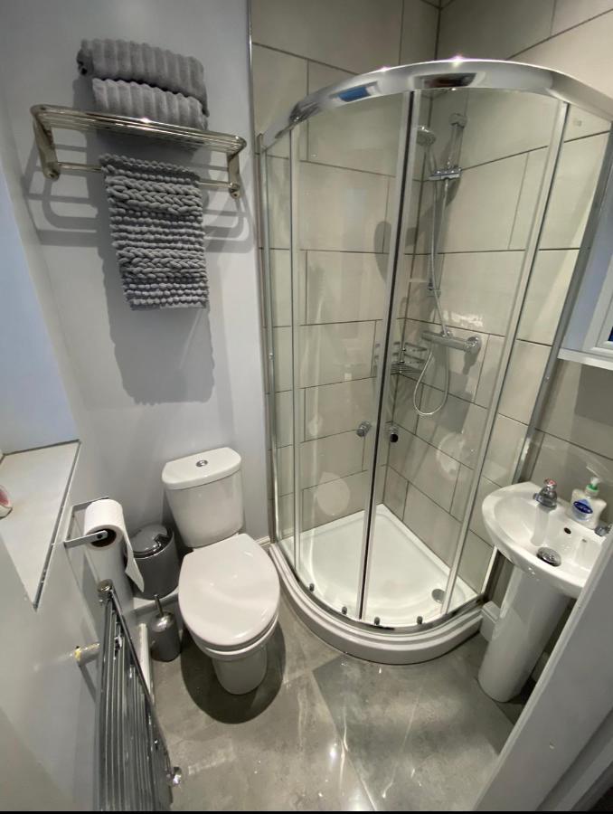 Beckett Guest House بارنسلي المظهر الخارجي الصورة